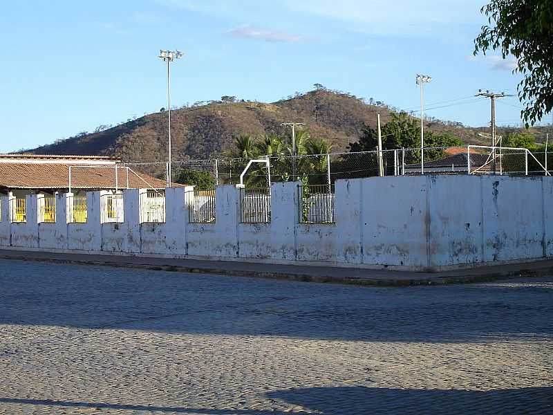 BREJOLNDIA-BA-QUADRA DE ESPORTES-FOTO:LUKAS FEHEIRAS - BREJOLNDIA - BA