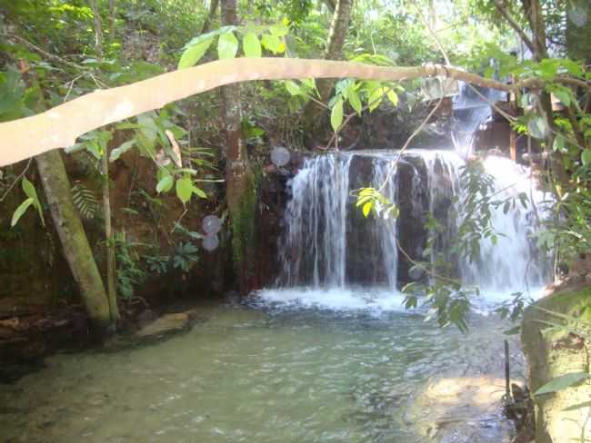 CACHOEIRA MATRINCH, POR CLEONICE GOMES DA SILVA MAYNART - NOVA UBIRAT - MT