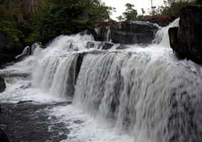 CACHOEIRA-FOTO:RENATO FERNANDES DE   - NOVO MUNDO - MT