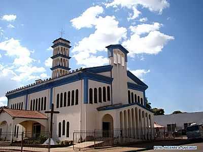 CATEDRAL DE S.FRANCISCO XAVIER FOTO VICENTE A. QUEIROZ
 - PARANATINGA - MT