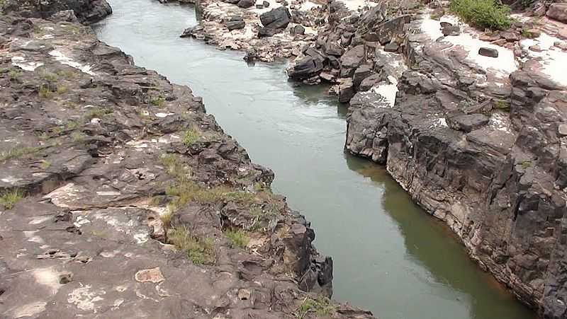 PONTE BRANCA-MT-CANION DO RIO ARAGUAIA-FOTO:RAFAEL JOS RORATO - PONTE BRANCA - MT