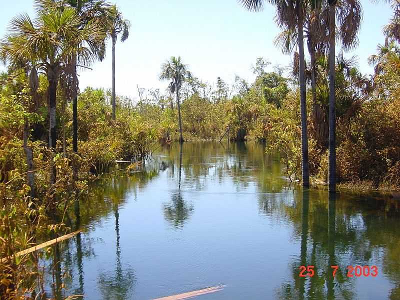 QUERNCIA-MT-RIO DARRO OU FEIO-FOTO:XYKO - QUERNCIA - MT