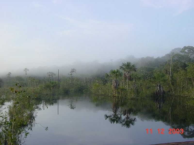 QUERNCIA-MT-RIO DARRO PRXIMO  NASCENTE-FOTO:XYKO - QUERNCIA - MT