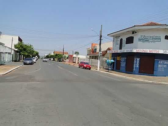 RUA PONCE DE ARRUDA EM RONDONPOLIS-FOTO:UBALDO GOMES - RONDONPOLIS - MT