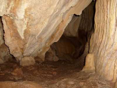 CAVERNA DO REIS, POR REIS - ROSRIO OESTE - MT