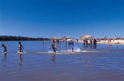 PRAIA DAS GAIVOTAS-RIO ARAGUAIA -TEPORADA DE JULHO, POR JOO EVILSON BARBOSA SANDES - SANTA TEREZINHA - MT