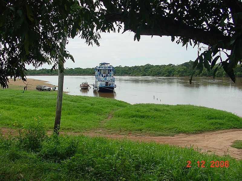 SANTO ANTNIO DO LEVERGER-MT-BARCO HOTEL NO RIO CUIAB-FOTO:NLIO OLIVEIRA - SANTO ANTNIO DO LEVERGER - MT