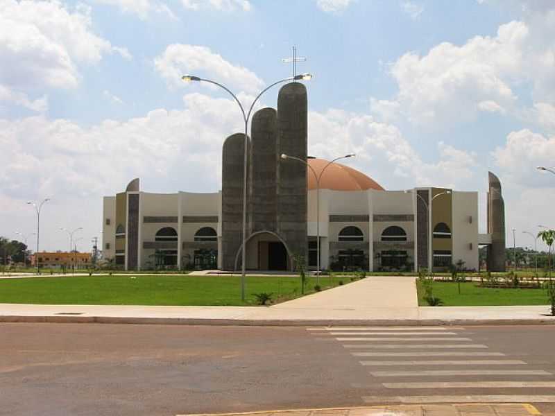 SINOP-MT-CATEDRAL DO SAGRADO CORAO DE JESUS-FOTO:EDSONSOUZA80 - SINOP - MT