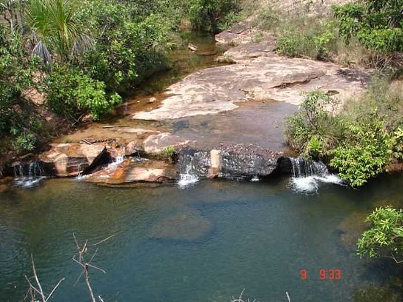 TESOURO-MT-PISCINA NO CRREGO BORA-FOTO:ROGRIO SALLES - TESOURO - MT