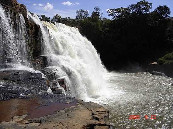 CACHOEIRA NO RIO SO DOMINGOS EM TORIXORU-MT-FOTO:ELIZEUALMEIDAFESA - TORIXORU - MT