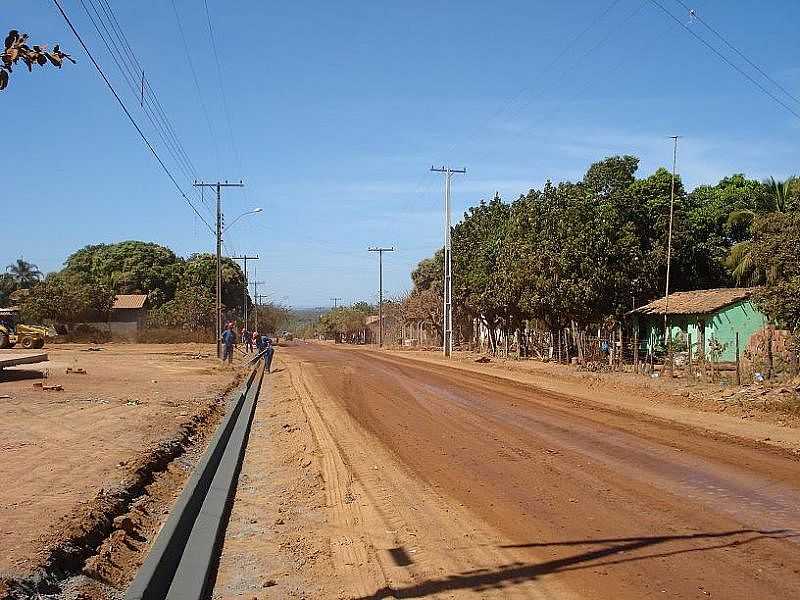 VILA PAULISTA-MT-RUA DO POVOADO-FOTO:WWW.ENSERCON.COM.BR - VILA PAULISTA - MT