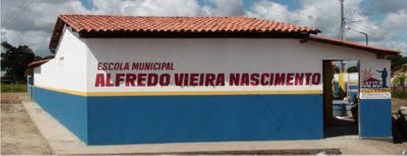 CABACEIRAS DO PARAGUAU-BA-ESCOLA MUNICIPAL ALFREDO VIEIRA NASCIMENTO-FOTO:ANDERSON BELLA - CABACEIRAS DO PARAGUAU - BA