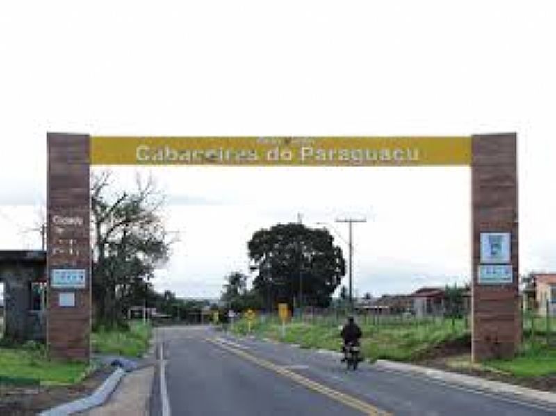 CABACEIRAS DO PARAGUAU-BA-P[RTICO DE ENTRADA-FOTO:VANEZACOMZ.BLOGSPOT.COM  - CABACEIRAS DO PARAGUAU - BA