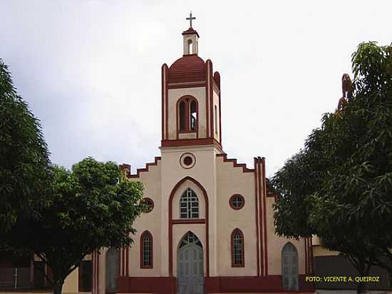 CATEDRAL DO SAGRADO CORAO DE JESUS-FOTO:VICENTE A. QUEIROZ - ALTAMIRA - PA