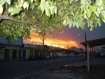 PR DO SOL VISTO DA CIDADE NOVA, POR FERNANDO MACEDO - ANANINDEUA - PA