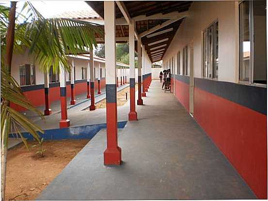 EMEF MARIA DAS DORES, POR OLINDINA DE NAZAR DA SILVA SOARES - ANAPU - PA