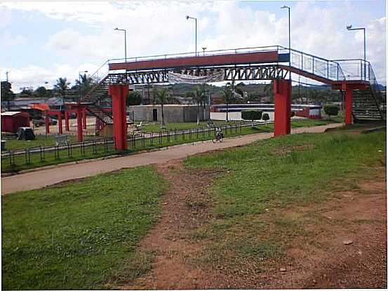 VISO PARCIAL DA PRAA DO ANAPU, POR OLINDINA DE NAZAR DA SILVA SOARES - ANAPU - PA