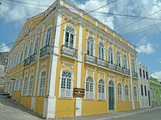 ANTIGA DESPORTIVA, HOJE PREFEITURA-FOTO:CARLOS EDUARDO DOS REIS MORAIS - CACHOEIRA - BA