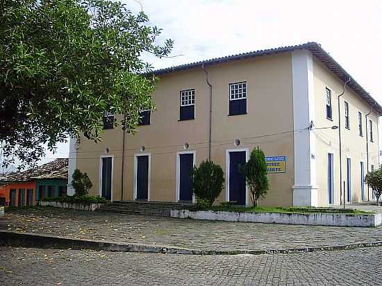 CENTRO ADMINISTRATIVO EM CACHOEIRA-FOTO:CARLOS EDUARDO DDOS REIS MORAIS - CACHOEIRA - BA