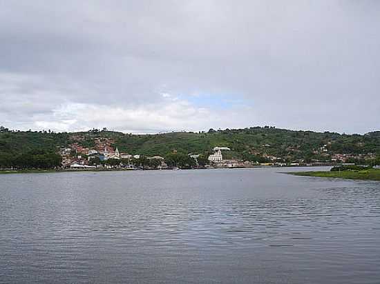 RIO PARAGUAU E A CIDADE DE CACHOEIRA-FOTO:CERRADO - CACHOEIRA - BA