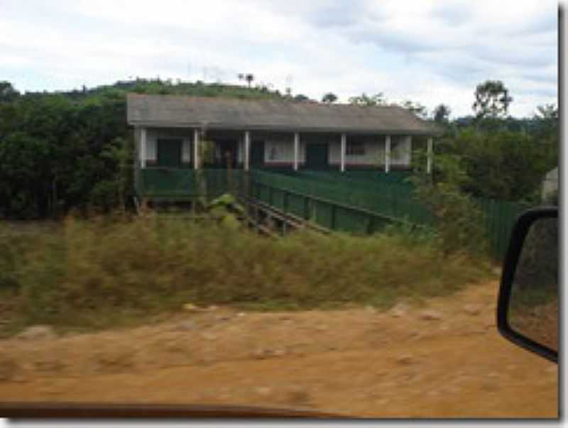 ARURI-PA-ESCOLA DA COMUNIDADE-FOTO:NSILVEIRASP - ARURI - PA