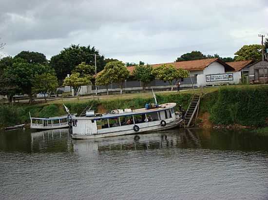 ATRACADOURO EM VILA DE BARREIRAS-FOTO:JOTA PARENTE - BARREIRAS - PA