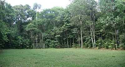 CAMPO DE FUTEBOL-FOTO:LAUTARO TESSI  - BENEVIDES - PA