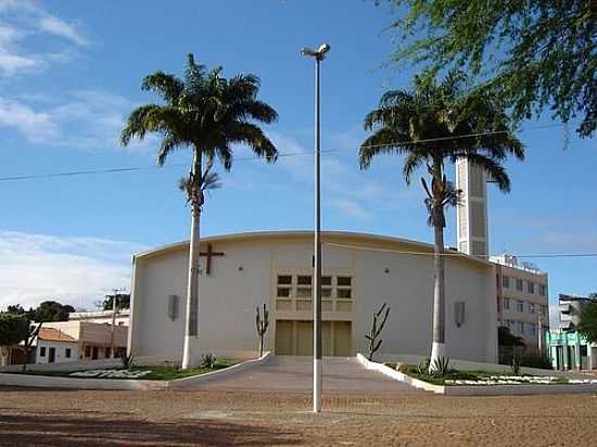 PARQUIA DO SAGRADO CORAO DE JESUS EM CACUL-BA-FOTO:ISMAEL CARLOS DE CAC - CACUL - BA