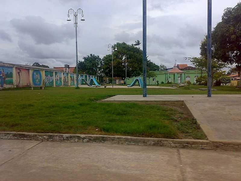 BRAGANA-PA-PARQUE INFANTIL-FOTO:ELOI RAIOL 12 9 - BRAGANA - PA