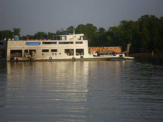 FERRY BOAT EM CMARA DO MARAJ-FOTO:CRISTIAN0 - CMARA DO MARAJ - PA