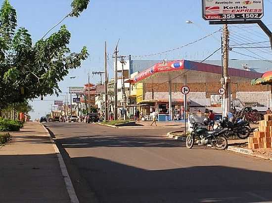 RUA CENTRAL DA CIDADE-FOTO:MMINFO - CANA DOS CARAJS - PA