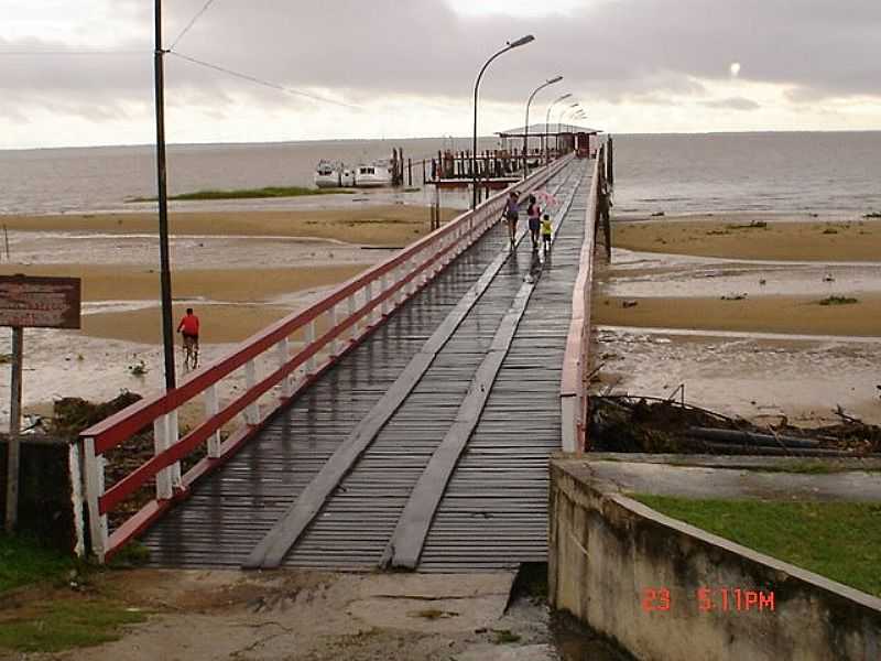 CHAVES-PA-TRAPICHE NO RIO AMAZONAS-FOTOCRISTIANO OLIVEIRA - CHAVES - PA