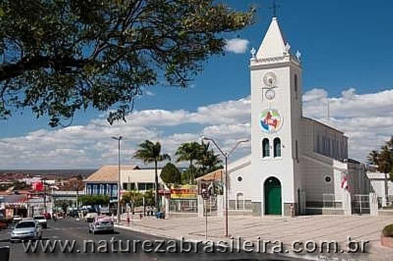 CAETIT-BA-CATEDRAL DE N.SRA.DE SANTANA-FOTO:NATUREZA BRASILEIRA - CAETIT - BA