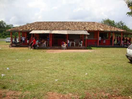 MERCADO , POR MRCIA CRISTINA - ESPRITO SANTO DO TAU - PA