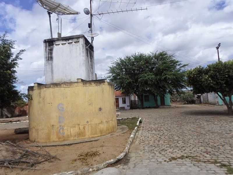 CAIARA-BA-CENTRO DO POVOADO E A PRAA PRINCIPAL-FOTO:IBA MENDES  - CAIARA - BA