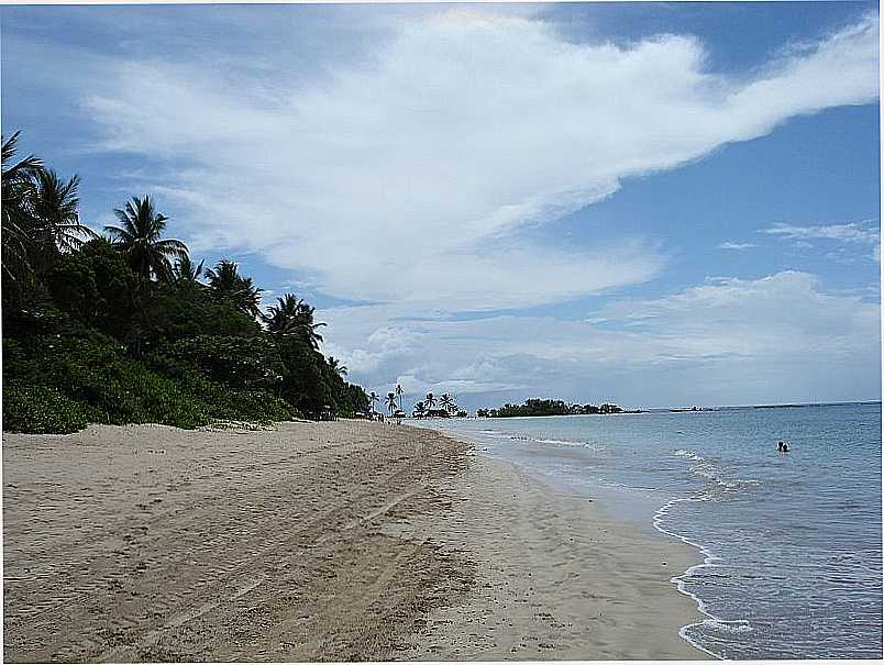 CAIRU-BA-PRAIA DE CAIRU-FOTO:RNLATVIAN - CAIRU - BA