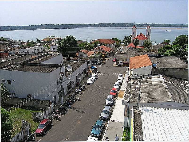 ITAITUBA-PA-PARCIAL DA CIDADE E O RIO TAPAJS-FOTO:VALDEMIR JR. - ITAITUBA - PA