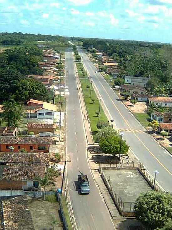 AVENIDA CENTRAL EM JAMBUAU-PA-FOTO:JAMBUAU.COMUNIDADES. - JAMBUAU - PA