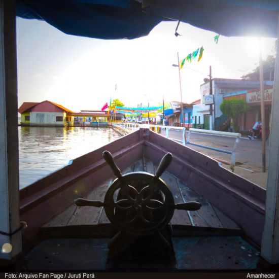 PORTO DE JURUTI, NA POCA DA ENCHENTE. CURTA A FAN PAGE JURUTI PAR, E CONHEA MAIS SOBRE ESSA LINDA CIDADE NO CORAO DA AMAZNIA., POR MARLENA PINHEIRO SOARES - JURUTI - PA