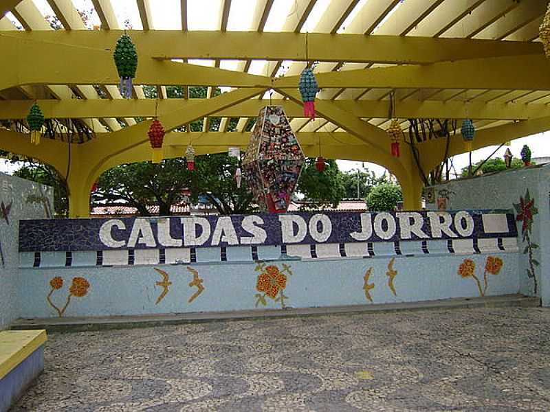 CALDAS DO JORRO-BA-ESTNCIA NA PRAA CENTRAL-FOTO:PT.WIKIPEDIA. - CALDAS DO JORRO - BA