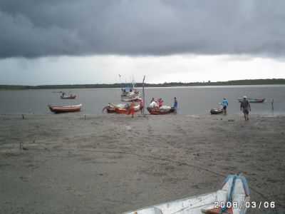 PESCADORES NA VILA CAMAR, POR FERNANDO MACEDO - MARAPANIM - PA