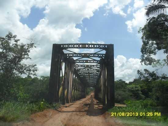 PONTE SOBRE O RIO LIVRAMENTO, POR CARLOS FERNANDO MACEDO - NOVA TIMBOTEUA - PA