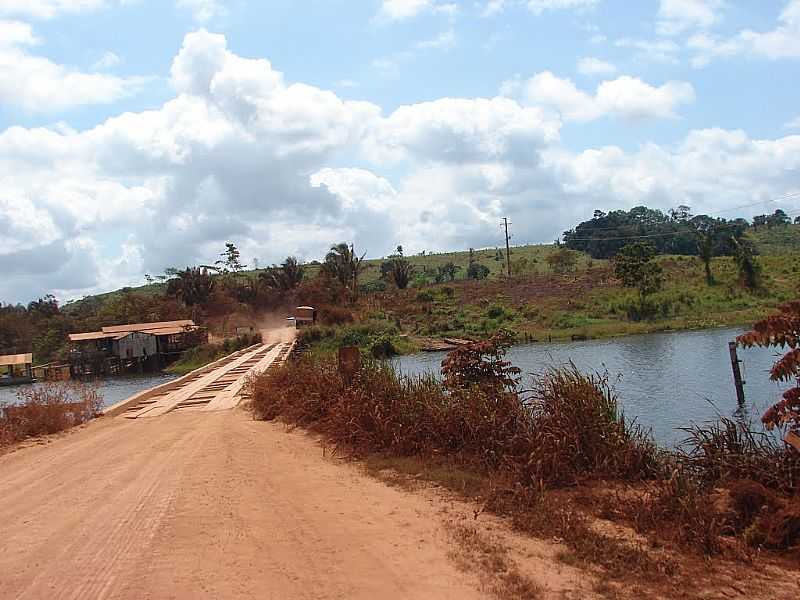 NOVO REPARTIMENTO-PA-PONTE SOBRE O RIO PUCURUI-FOTO:DALCIO E MARILDA JABUTI MOTOR HOME  - NOVO REPARTIMENTO - PA