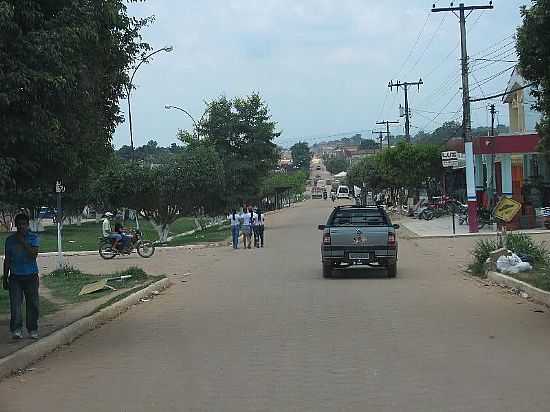 AVENIDA CENTRAL EM OURILNDIA DO NORTE-FOTO:ORZINEI - OURILNDIA DO NORTE - PA