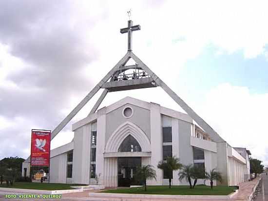 MATRIZ DO SAGRADO CORAO DE JESUS EM PARAGOMINAS-FOTO:VICENTE A. QUEIROZ - PARAGOMINAS - PA