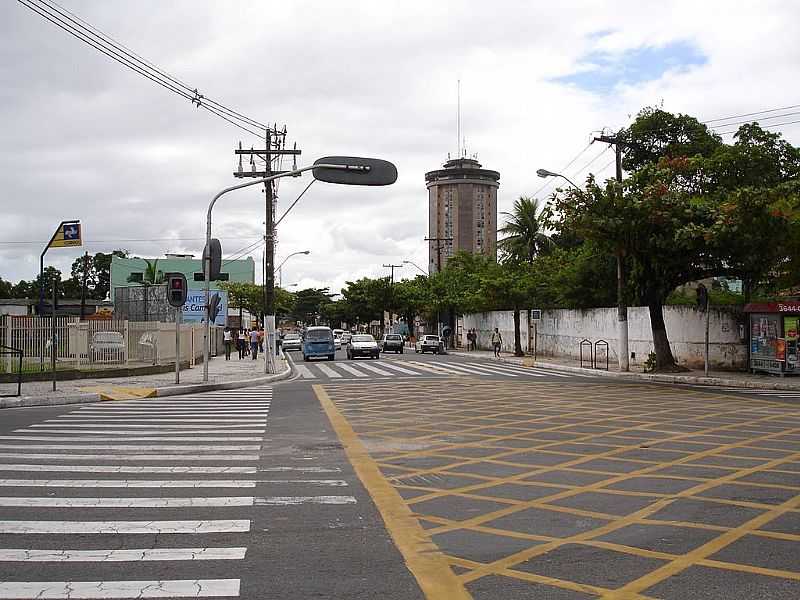 CAMAARI-BA-AVENIDA RADIAL-FOTO:CERRADO - CAMAARI - BA