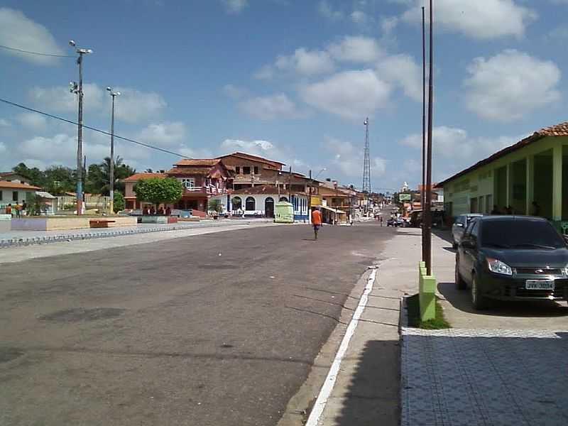 QUATIPURU-PA-AVENIDA PRINCIPAL-FOTO:CLAUDIO FRANA - QUATIPURU - PA
