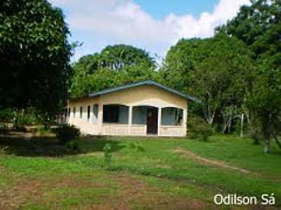 CASA NA VILA DE GENIPABA-FOTO:ODILSON S  - SANTA BRBARA DO PAR - PA