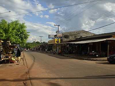 RUA DA CIDADE-FOTO:ODILON S - SANTO ANTNIO DO TAU - PA