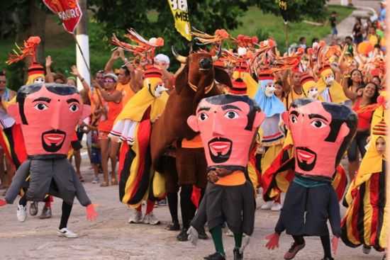 CABEUDOS DO ARRASTO DO BOI FACEIRO, POR EUDIS AQUINO - SO CAETANO DE ODIVELAS - PA